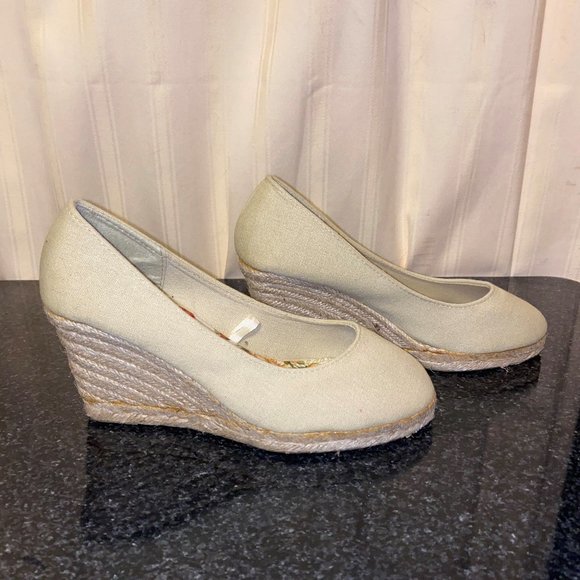 Beige Canvas Wedges - Picture 1 of 6